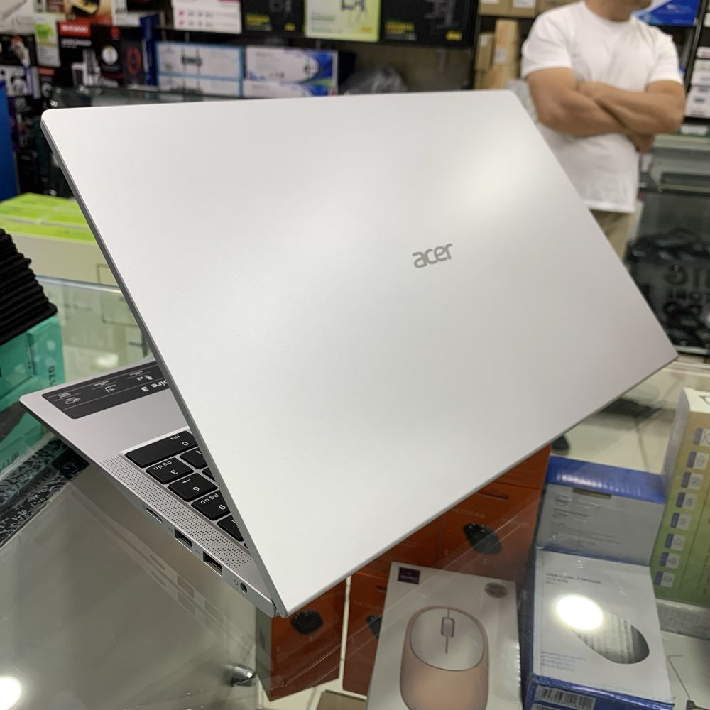 Ноутбук Acer aspire 3 core i3 8/512GB новый Yangi Bepul yetkazish b-n