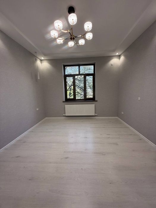 Продаётся евро дом с бассейном