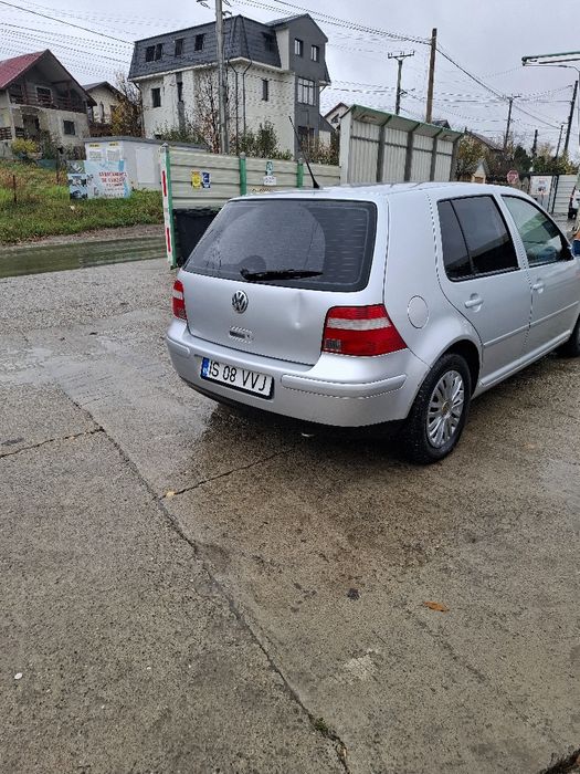 Golf 4 1.6 benzina 2004