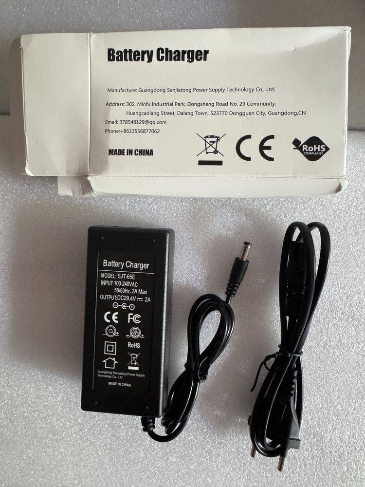 Incarcator Trotinete, hoverboard,  de 29,4 V, 2A, mufa 5,5X2,1mm