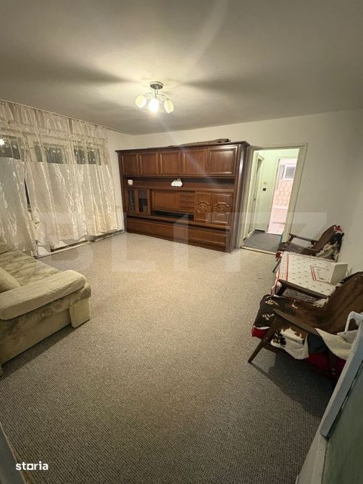 Apartament cu 2 camere, 54 mp, etaj 3, cu balcon si boxa la pod - zona