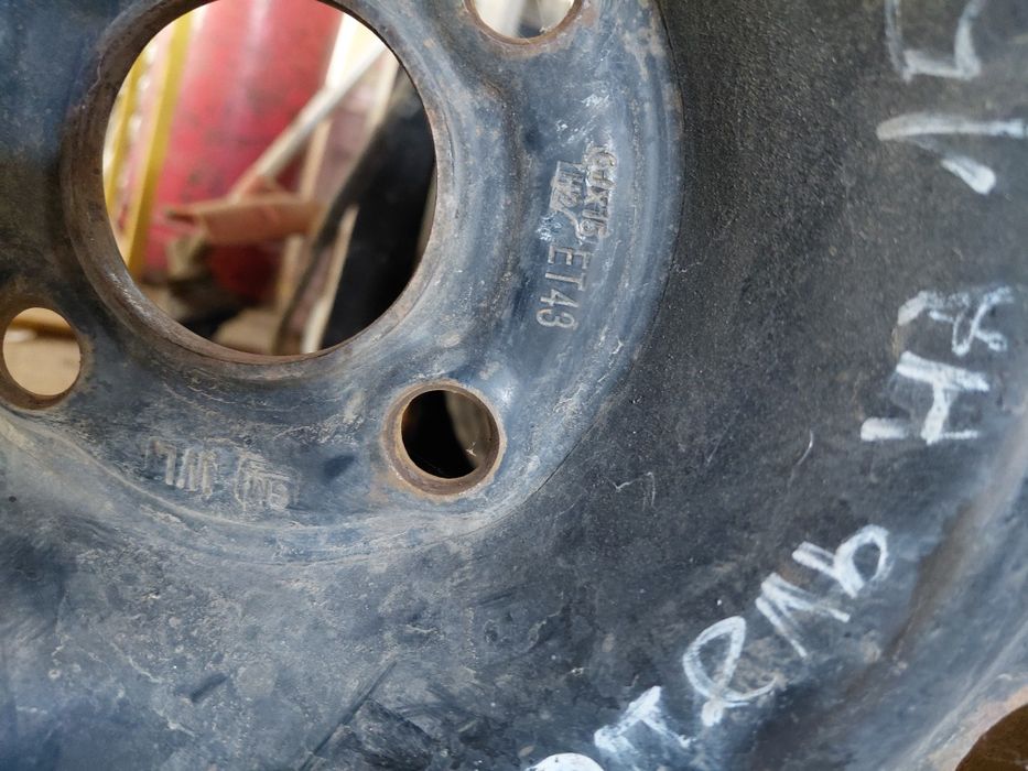 Продам железный диски опель стоял ровный