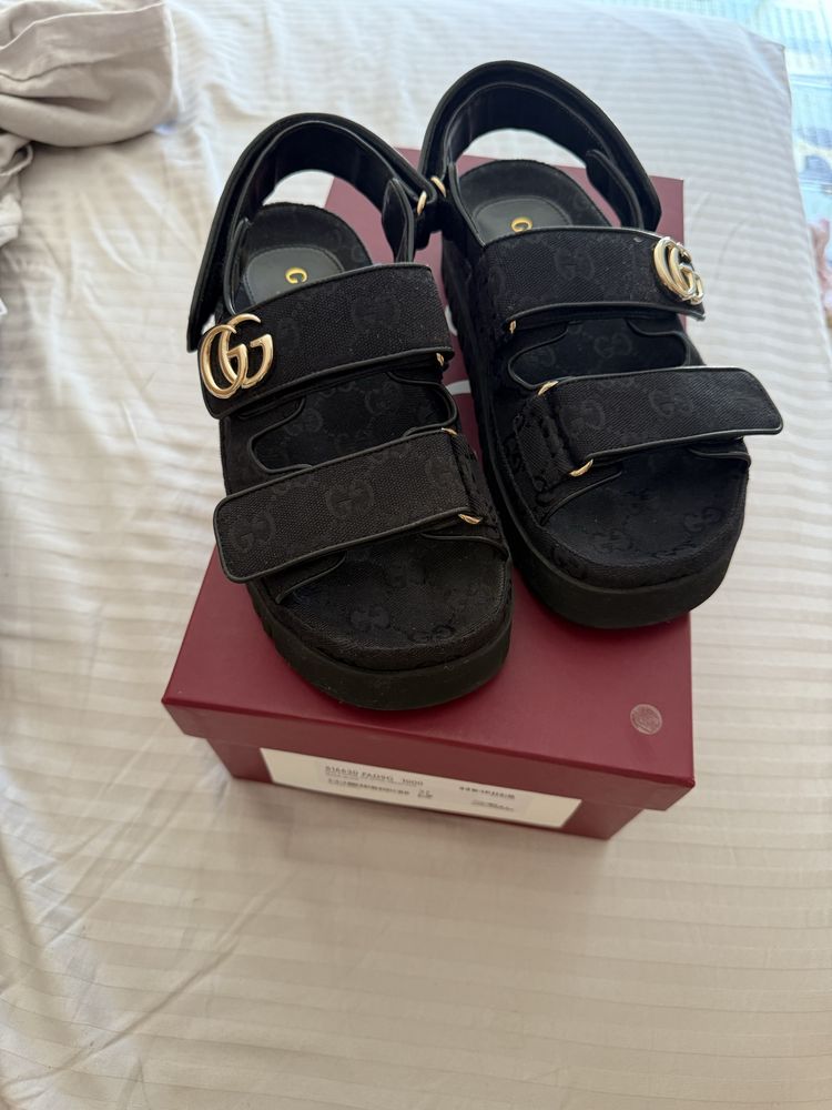 GUCCI canvas 37 оринални