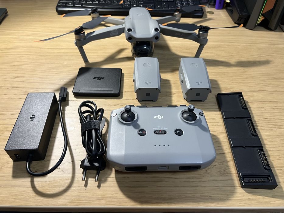 Дрон DJI AIR 2S Fly More Combo