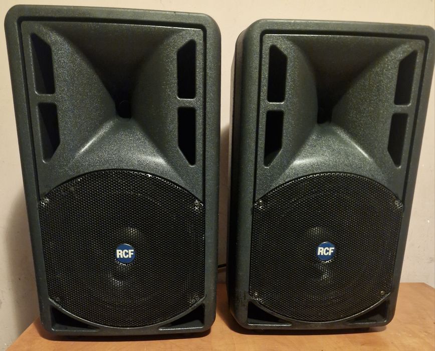 Schimb boxe pasive rcf 310 cu max  4 fbt pasive diferență din partea M