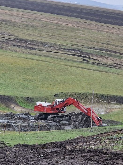 Vind excavator atlas