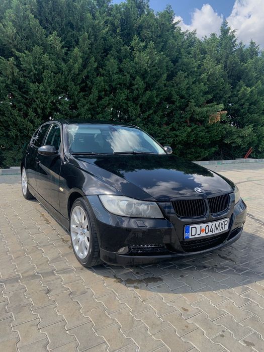 Proprietar vând bmw e 90
