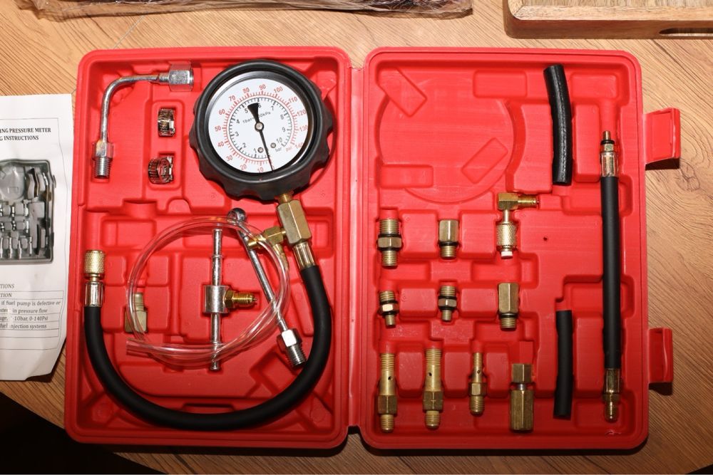 kit testare a presiunii combustibilului auto
