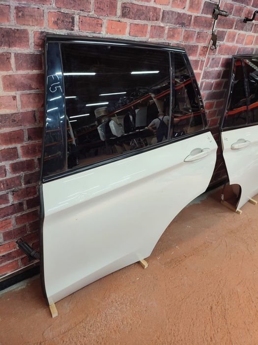 Usa portiera stanga dreapta spate Bmw X5 F15