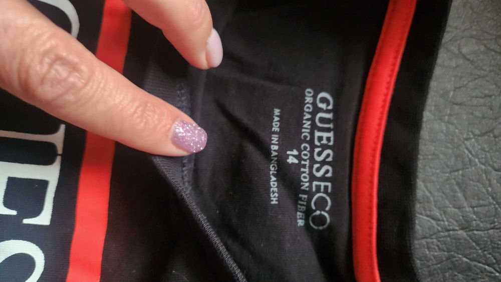 Guess тениски Бяла и черна хс с размер