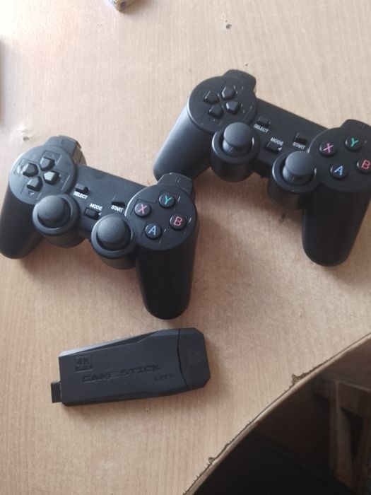 Продам флешку игровую