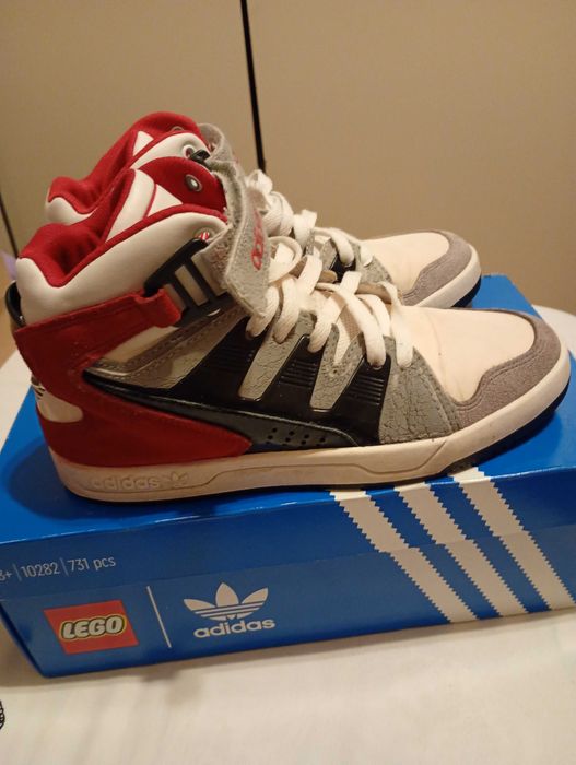 Bascheți Adidas originali nr.38