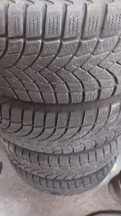 Зимни гуми 215/60/16    втора употреба