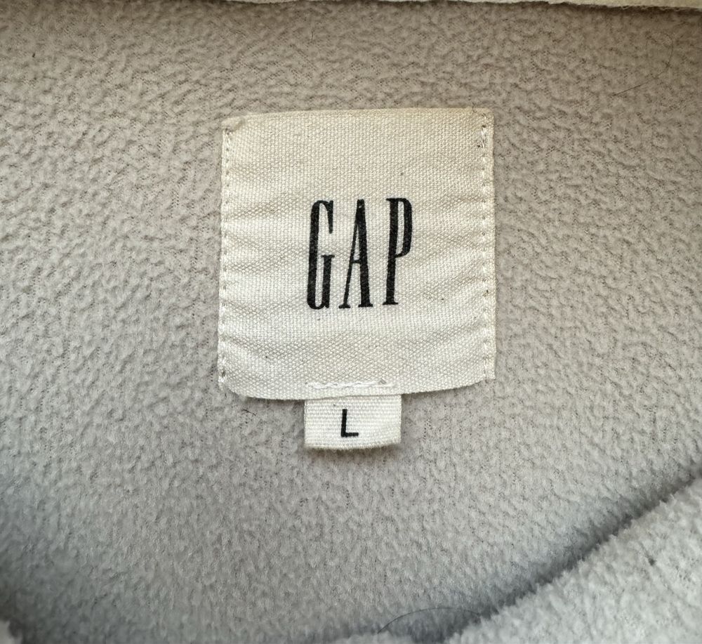 Продам кофту GAP