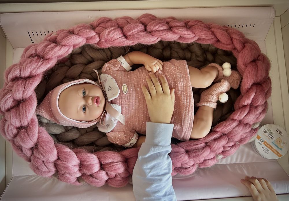 Бебешка кошница/легълце от 100% мериносова вълна по ваш избор