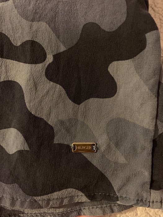 Риза tommy hilfiger 100% коприна