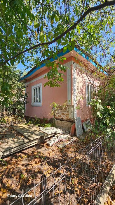 Casa batraneasca +teren