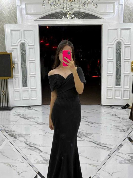 платье молодежное вечернее, черного цвета