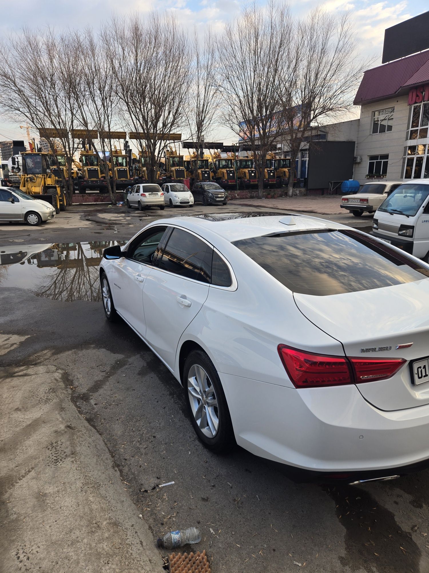 2018 yil 2.0 turbo 100.000 min yurgan ful pazitsa petnolari bor