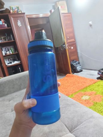 Бутылка для питья спорт