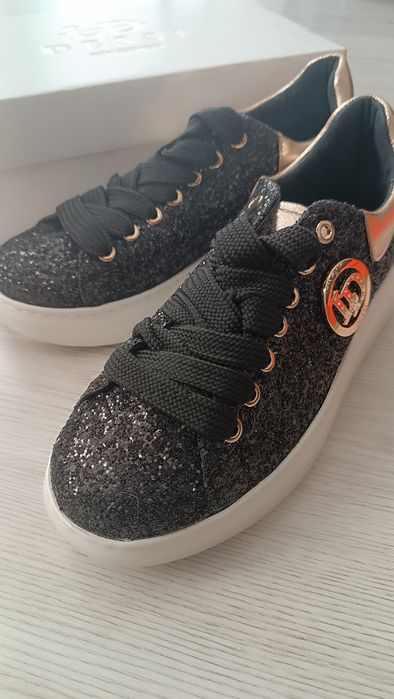 Pantofi sport sclipici 38