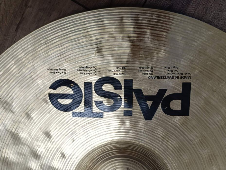 Продавам Швейцарски чинели Paiste!
