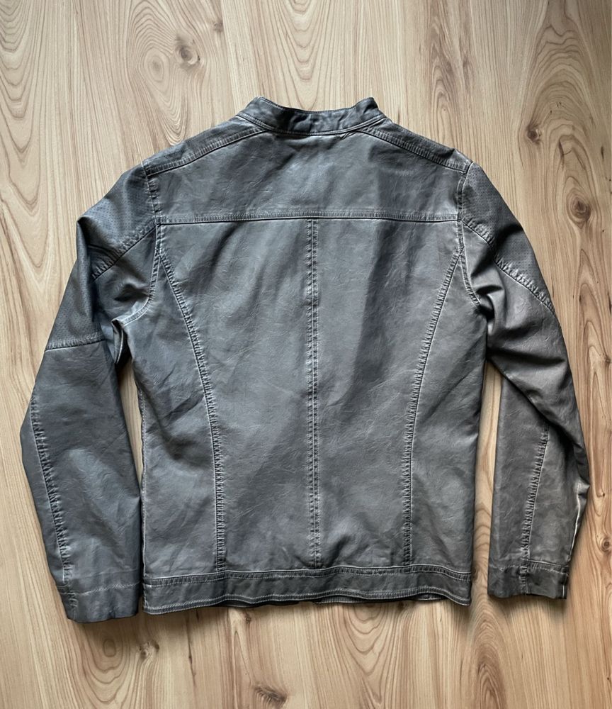 GUESS / мъжко кожено яке L