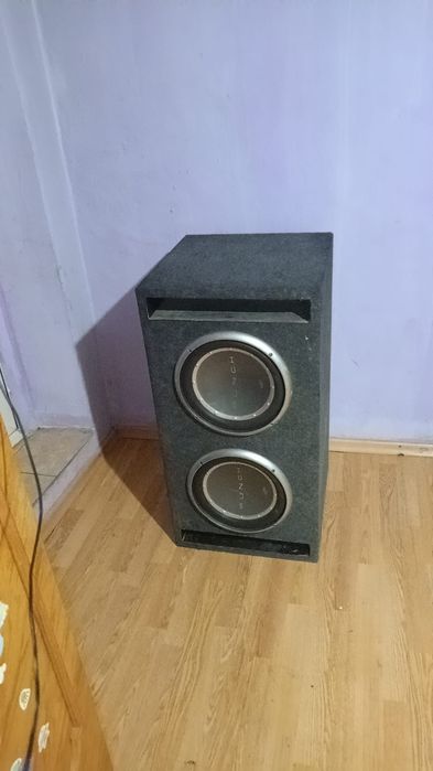 Subwoofer auto punch