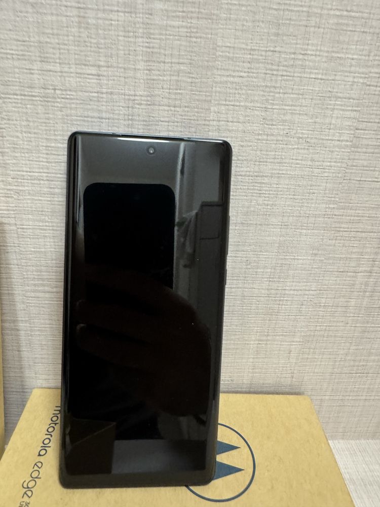 Motorola Edge 30 Ultra *Чисто нов*
