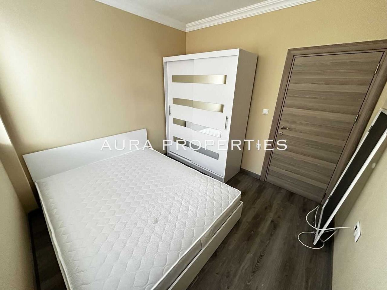 Дава се под наем Тристаен апартамент в Разград, Лудогорие - 81 кв.м за 408 € - Снимка #2