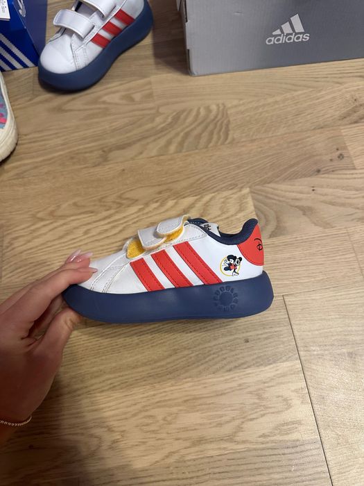 Adidas и други 22-24номер