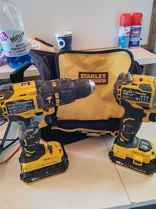 Vand următoarele scule