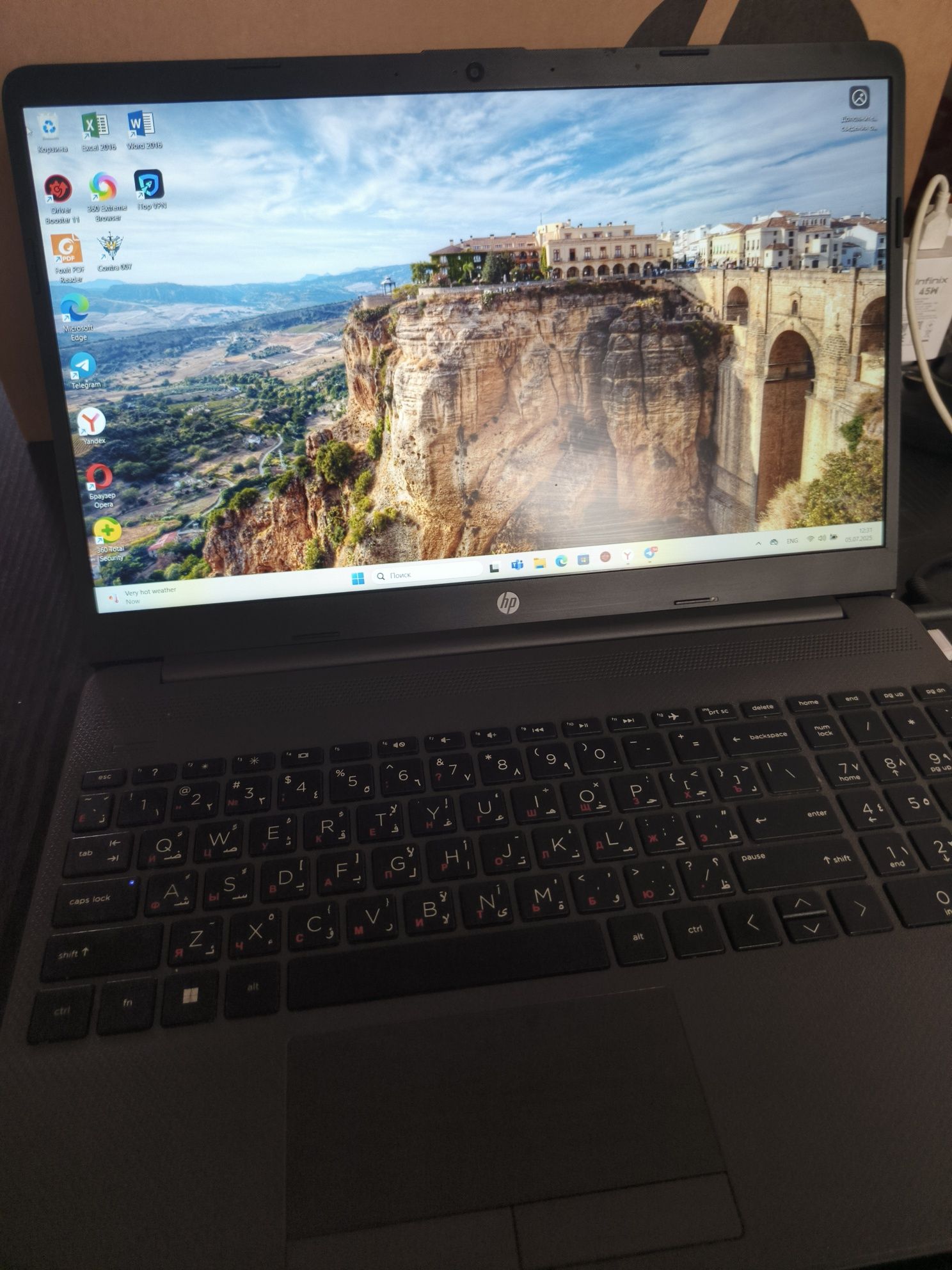 Ноутбук HP 250 G8  i3 1115g4/DDR4