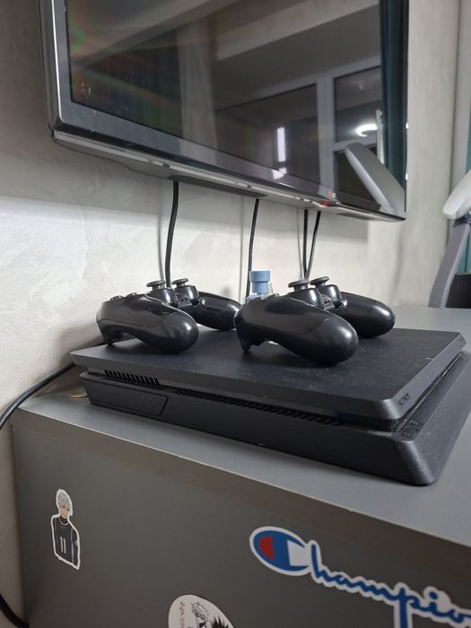 Пс4 1тб и телевизор