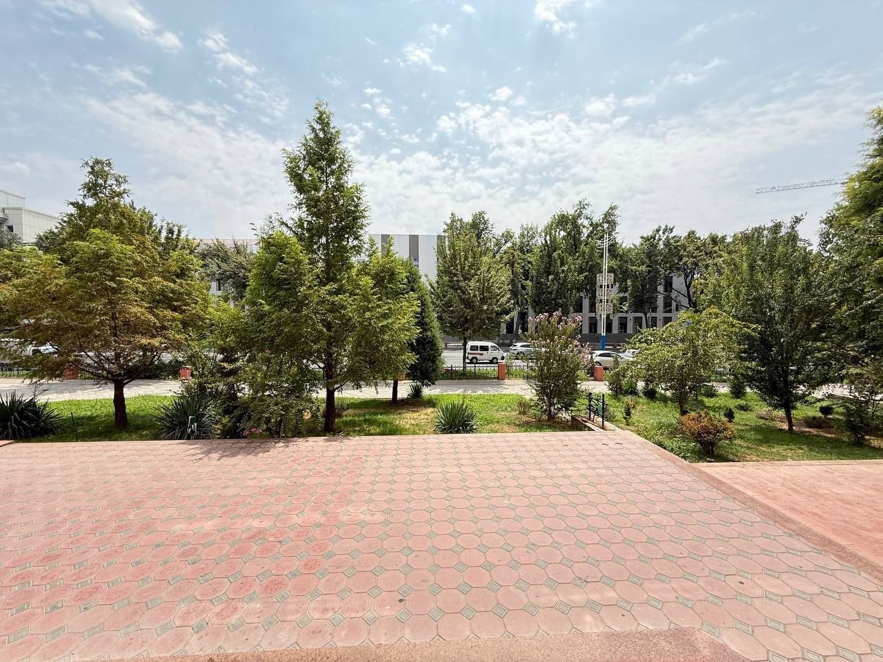 Продается коммерческое помещение на Дархане