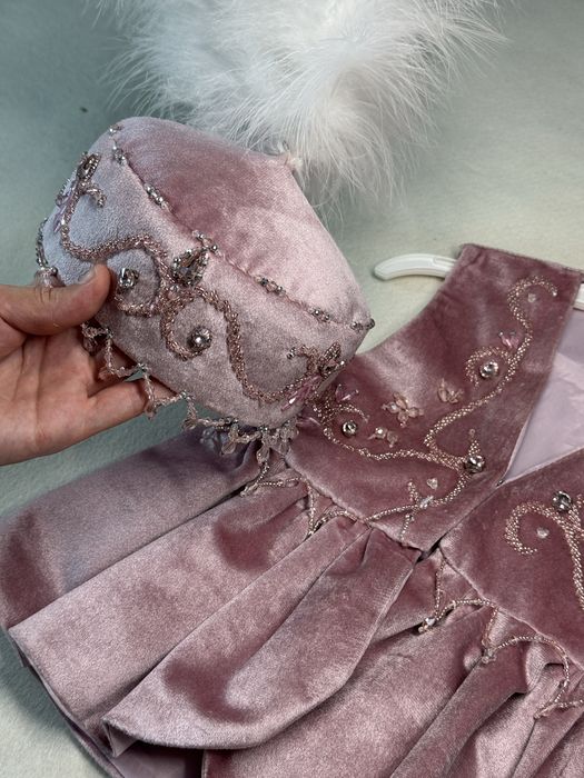 Кәжекей мен тақия 1 жас