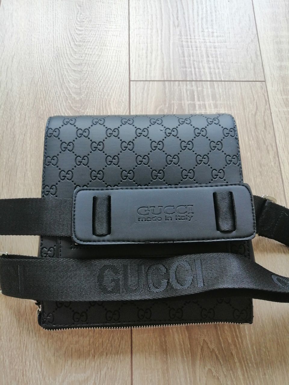 Gucci мъжка елегантна чанта