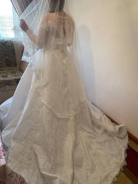 Свадебное платье