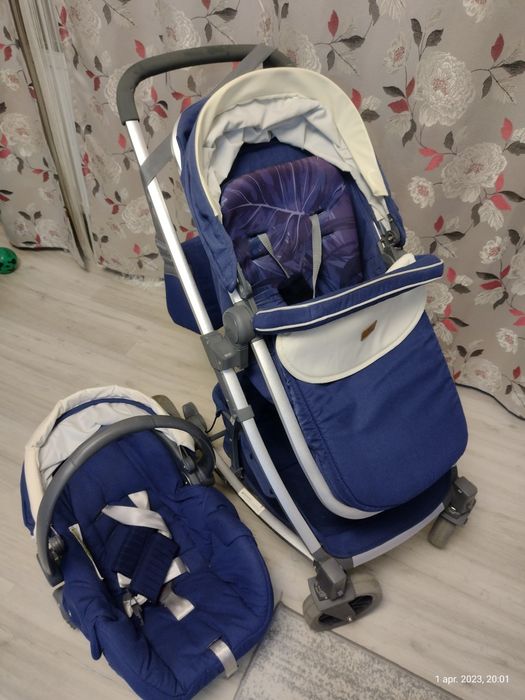 Vând cărucior copii 3 in 1 lorelli
