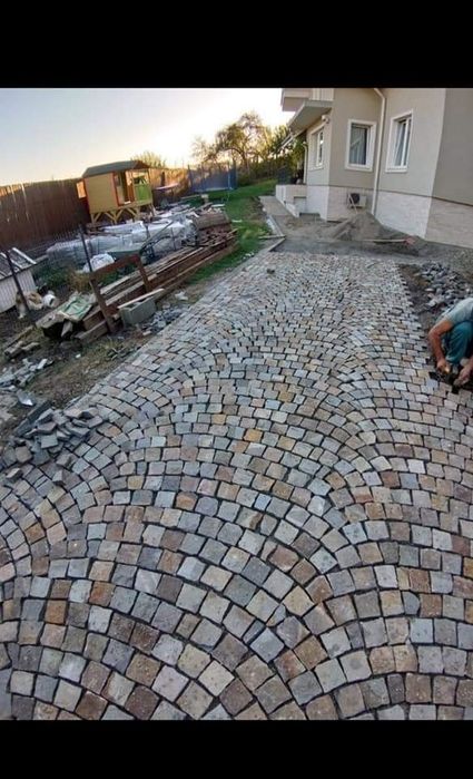 Piatră cubică Andezit, mă deplasez oriunde în Țară