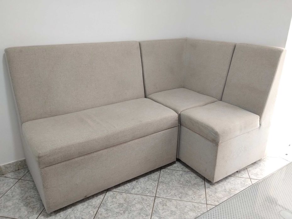 Vând colț de bucătărie