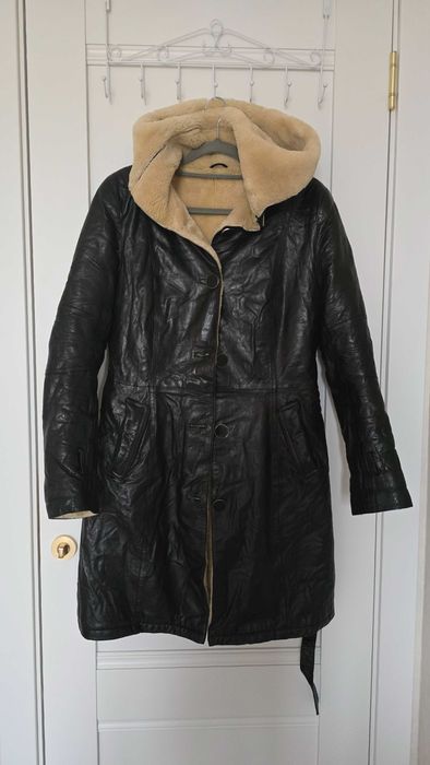 Дубленка натуральная с капюшоном