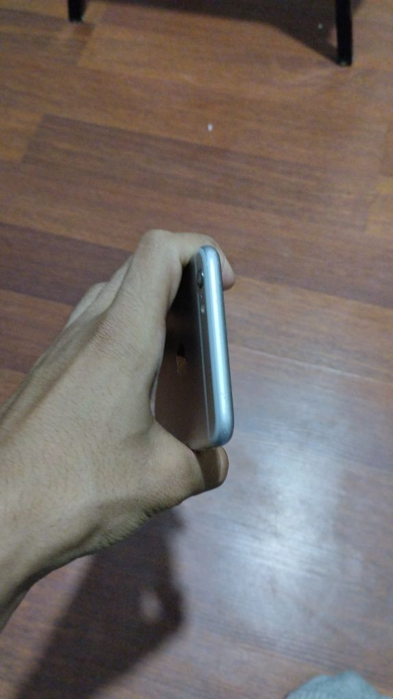 Iphone 6 sotiladi