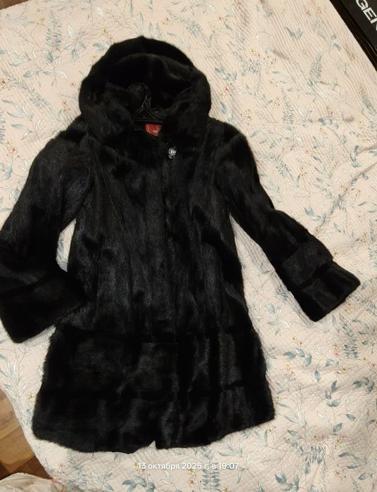 Продам норковую шубу и берет