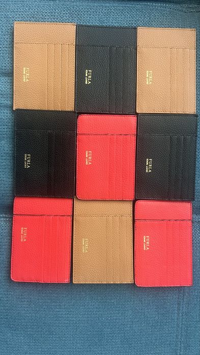 Нов модел FURLA Card holder M.8 слота за карти и отделение за банкноти