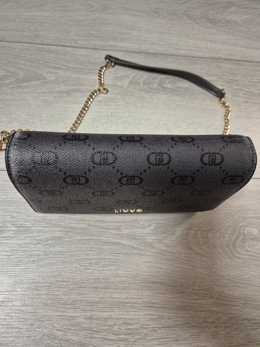 gentuta Liu Jo cu lanț auriu