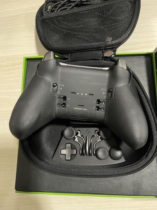 Controller XBOX Elite Seria 2, StickDrift Cateva Accesorii Lipsă