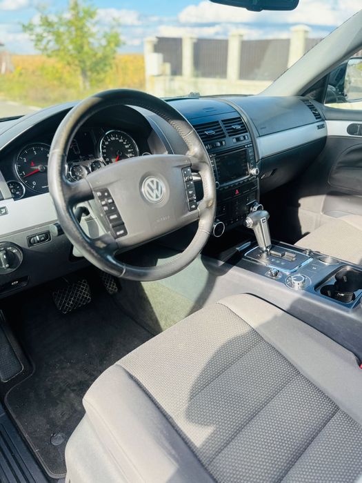 Volkswagen Touareg Facelift 2008 2.5 TDI 184 cai Euro 4 Automat 4x4