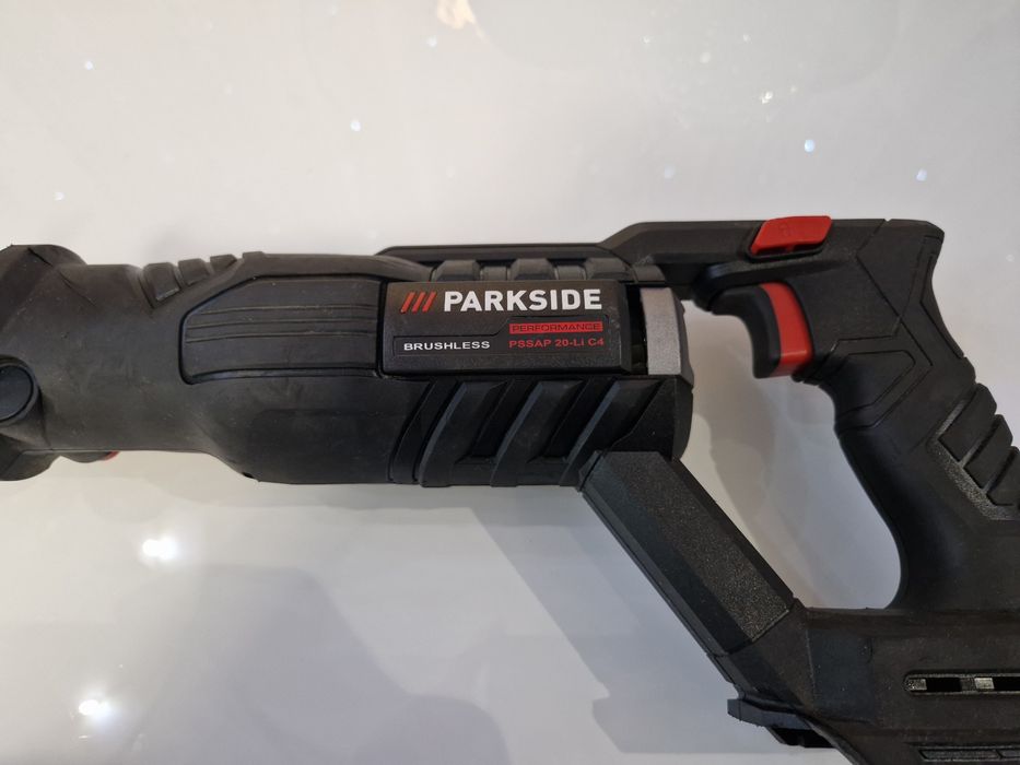 Саблен трион PARKSIDE C4