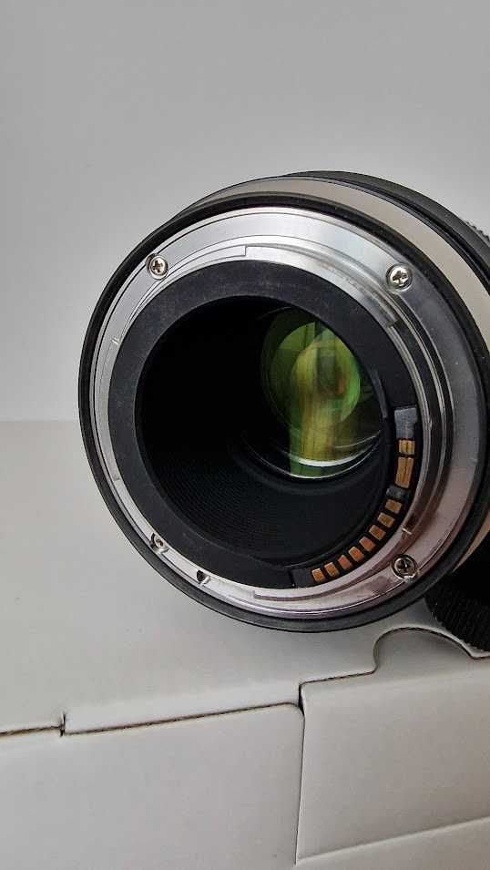 Obiectiv Foto Tamron 70-200mm F2.8 Di G2 Montura Canon, cu stabilizare